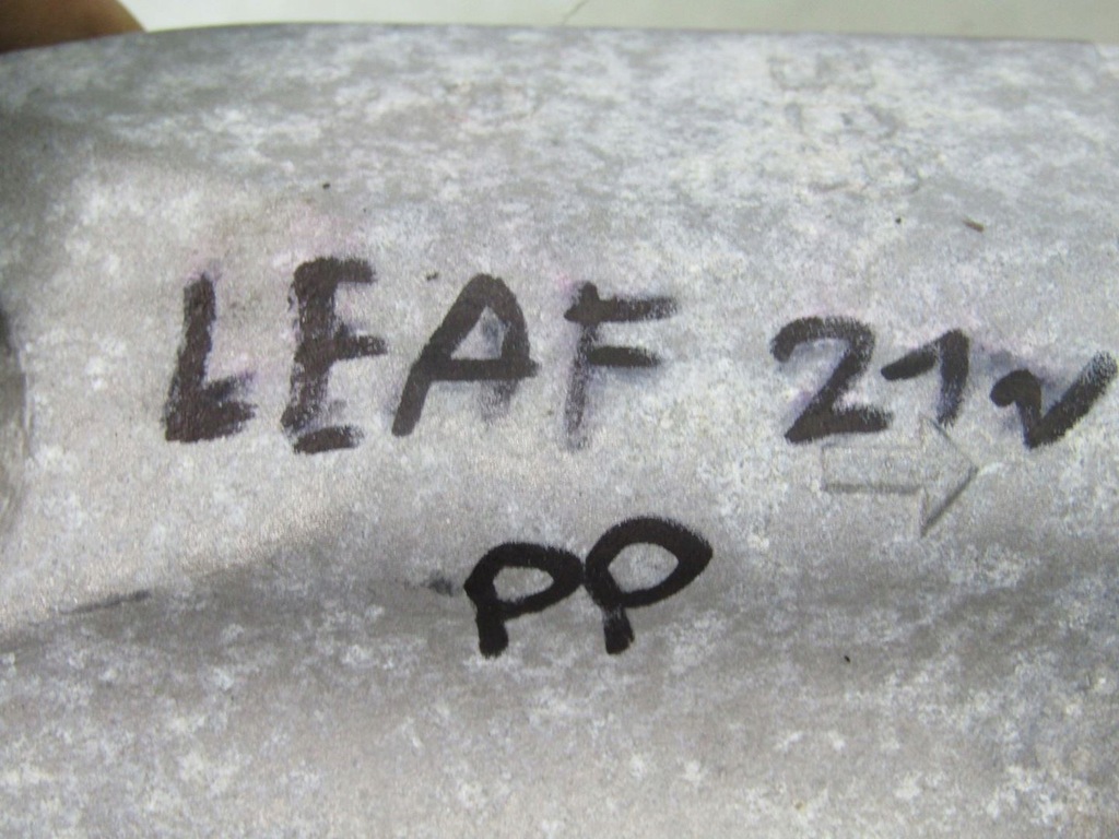 LEAF II ZE1 21R Στήριγμα ΚΙΝΗΤΗΡΑ ΜΠΡΟΣ ΔΕΞΙ ΚΙΒΩΤΙΟ Product image