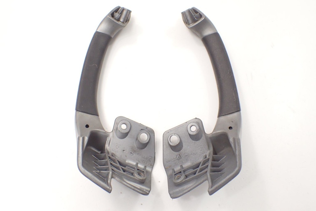Piaggio MP3 250 Λαβή συνοδηγού, πίσω μέρος της λαβής Product image
