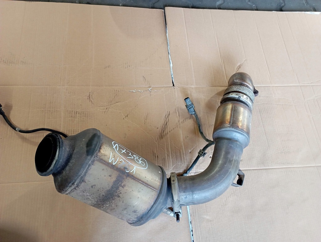 MERCEDES R CLASS W251 3.0 CDI CATALYTIC A1644905114 A2514900614 Product image