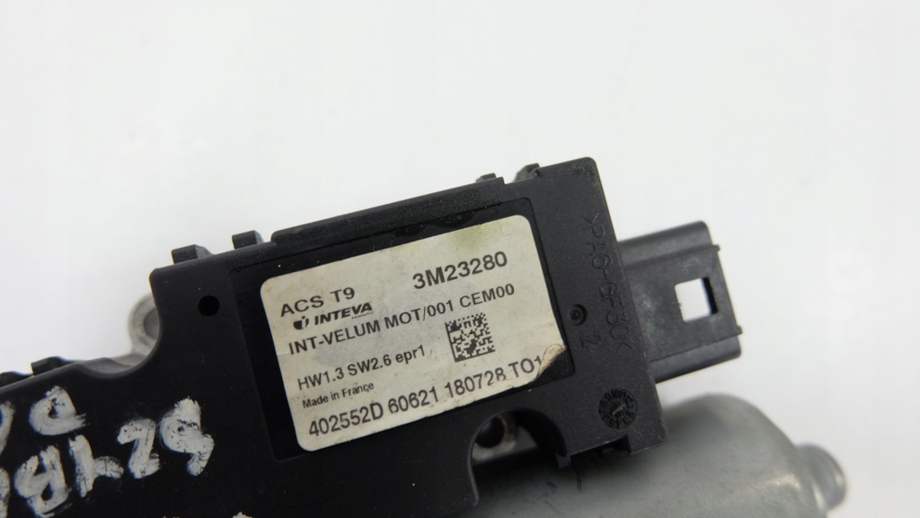 PEUGEOT 308 T9 SUNROOF MOTOR 3M23280 Product image
