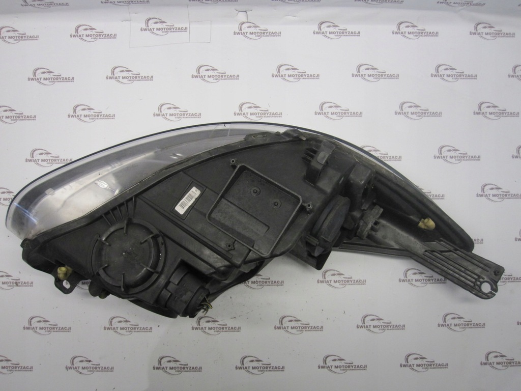 Ford Focus MK3 III 12R Αριστερά μπροστινή λάμπα BM51-13W030-SB Αγγλικά Product image