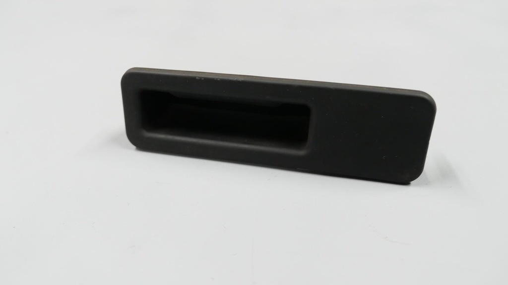 BMW G01 G20 G21 PRZYCISK KLAMKA KLAPY BAGAŻNIKA 7405633 Product image