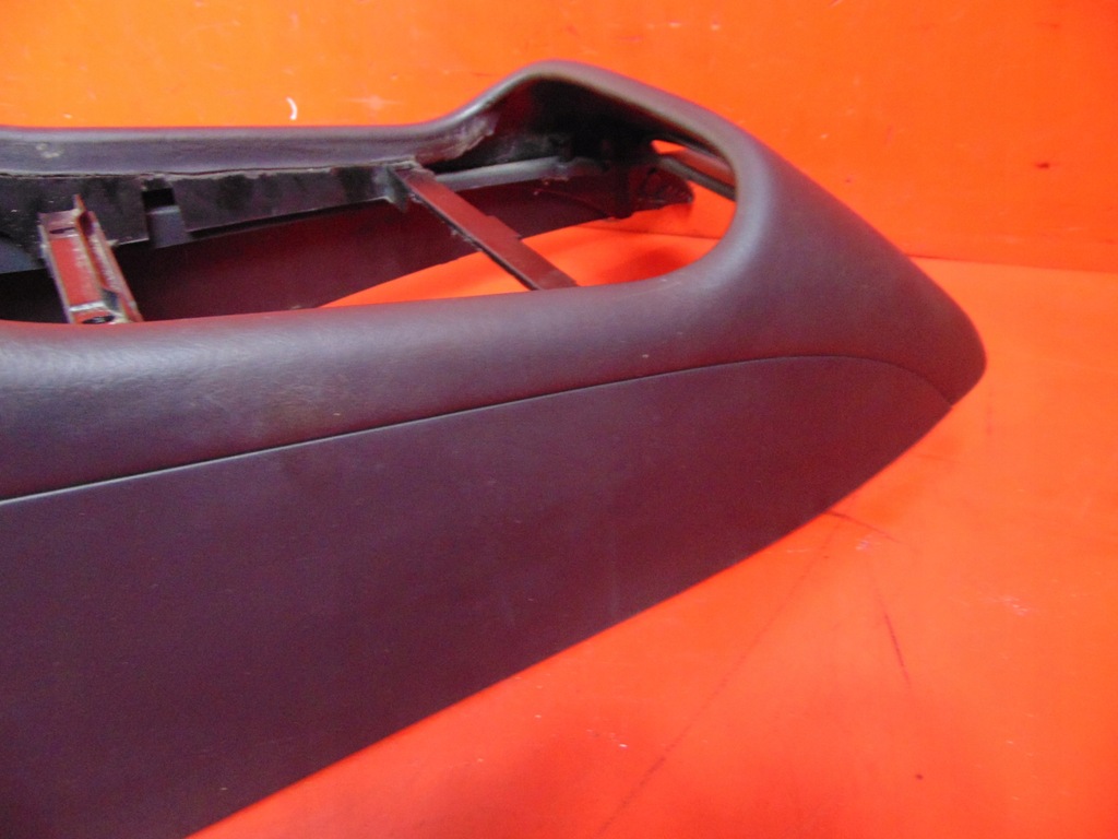 MERCEDES ML W163 LIFT 02- CENTER TUNNEL ARRMHREST CUP HOTHER Product image