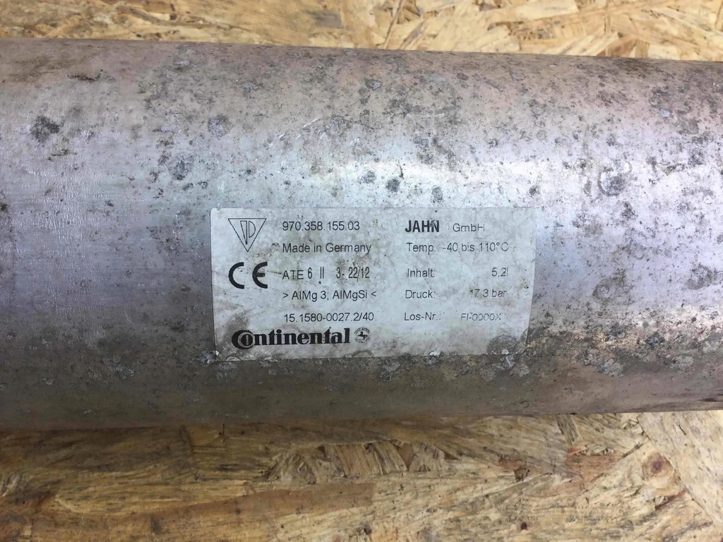 AIR TANK PORSCHE PANAMERA 970 97035815503 Product image