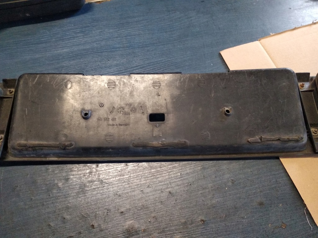 ΠΙΣΩ ΦΑΝΟ BLENDA VW VENTO HELLA 1H5853481 Product image