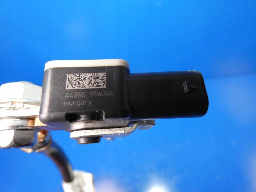 VOLVO V90 II S90 MINUS TERMINAL MINUS FUSE Product image