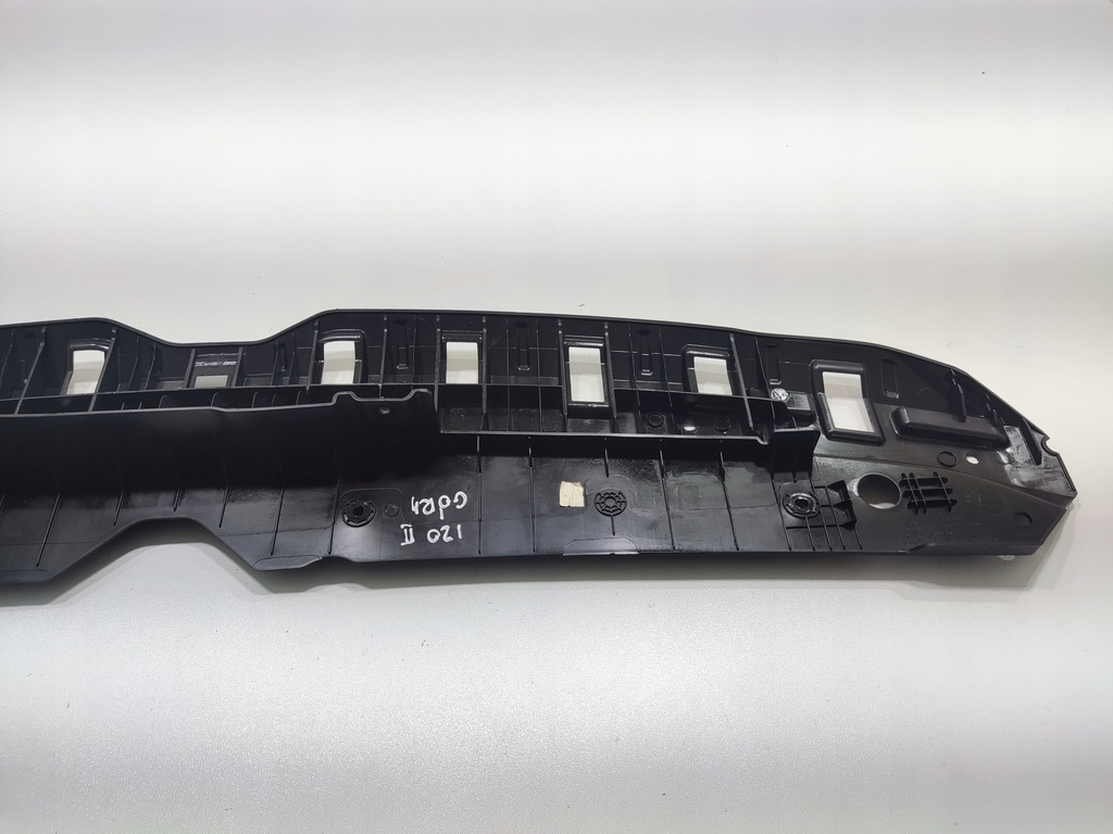 Κάλυμμα άνω ζώνης μπροστά Hyundai i20 II 2014-2018 86353-C8000 Product image
