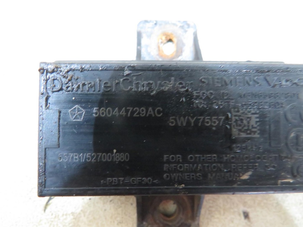 ΑΙΣΘΗΤΗΡΑΣ ΠΙΕΣΗΣ ΕΛΑΣΤΙΚΩΝ JEEP WK 3.0 CRD 56044729AC Product image