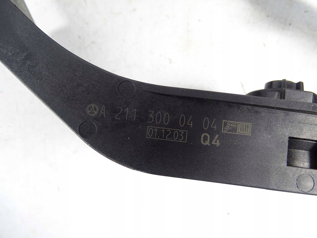 Mercedes W203 W209 W211 ΠΟΤΕΝΤΙΟΜΕΤΡΟ ΠΕΝΤΑΛ ΑΕΡΙΟΥ A2113000404 Product image