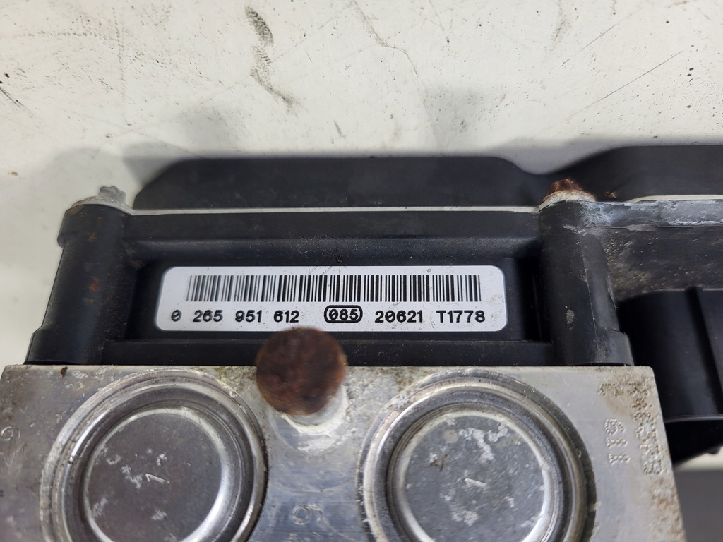 ABS Pump - Citroen C4 II DS4 10-15 9678558080, 9800589380 Product image