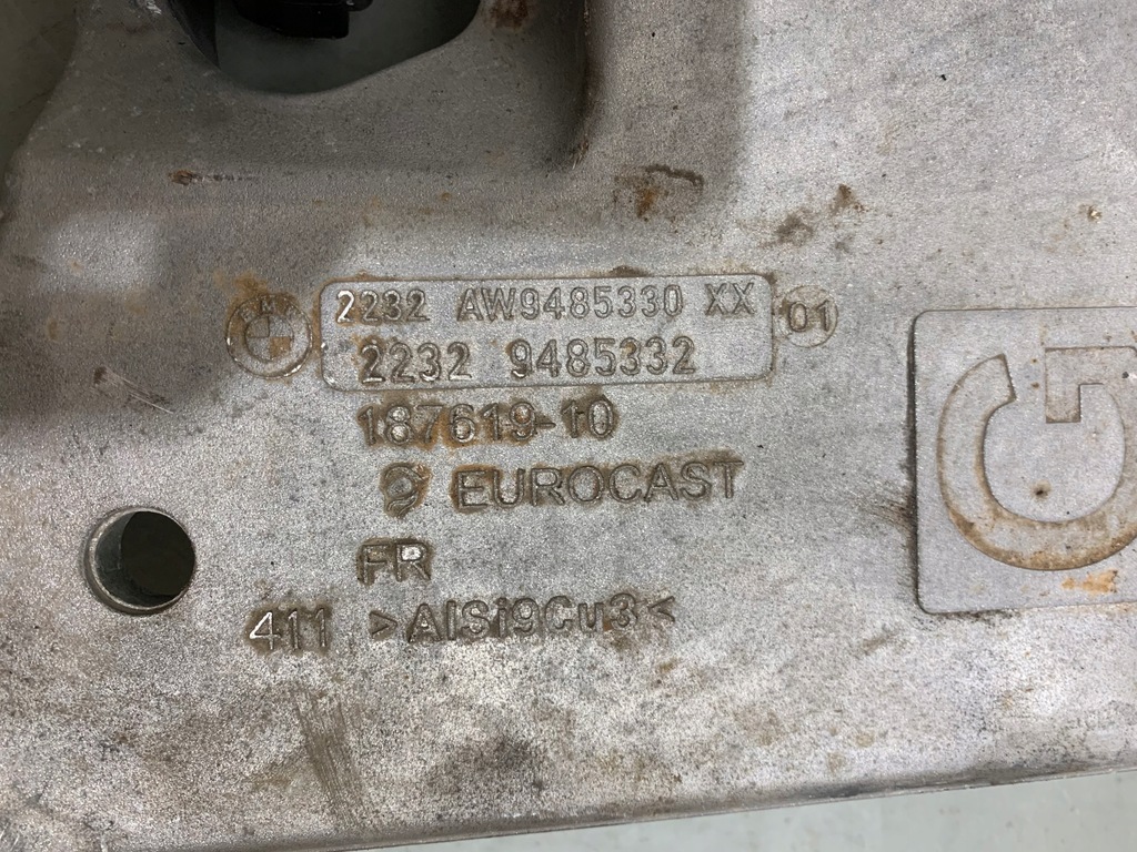 BMW G20 ΣΤΗΡΙΞΗ ΚΙΒΩΤΙΟΥ PAW 9485322 6861567 Product image