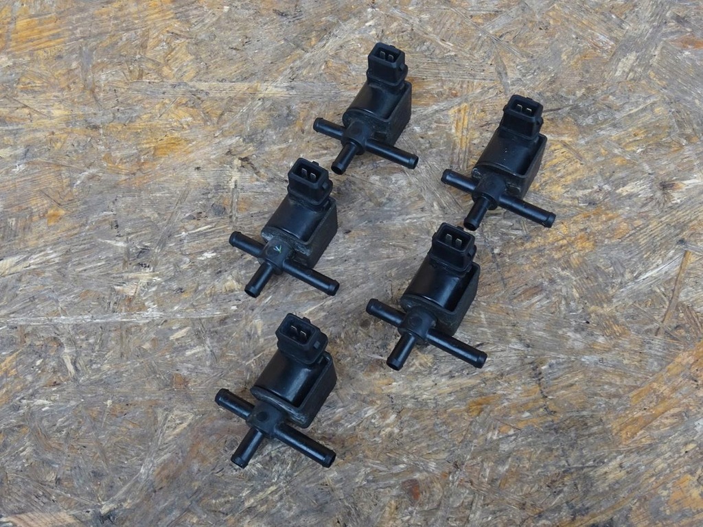AUDI A3 S3 8L TT 8N GOLF IV BAM AMK VACUUM VALVE N75 058906283F Product image