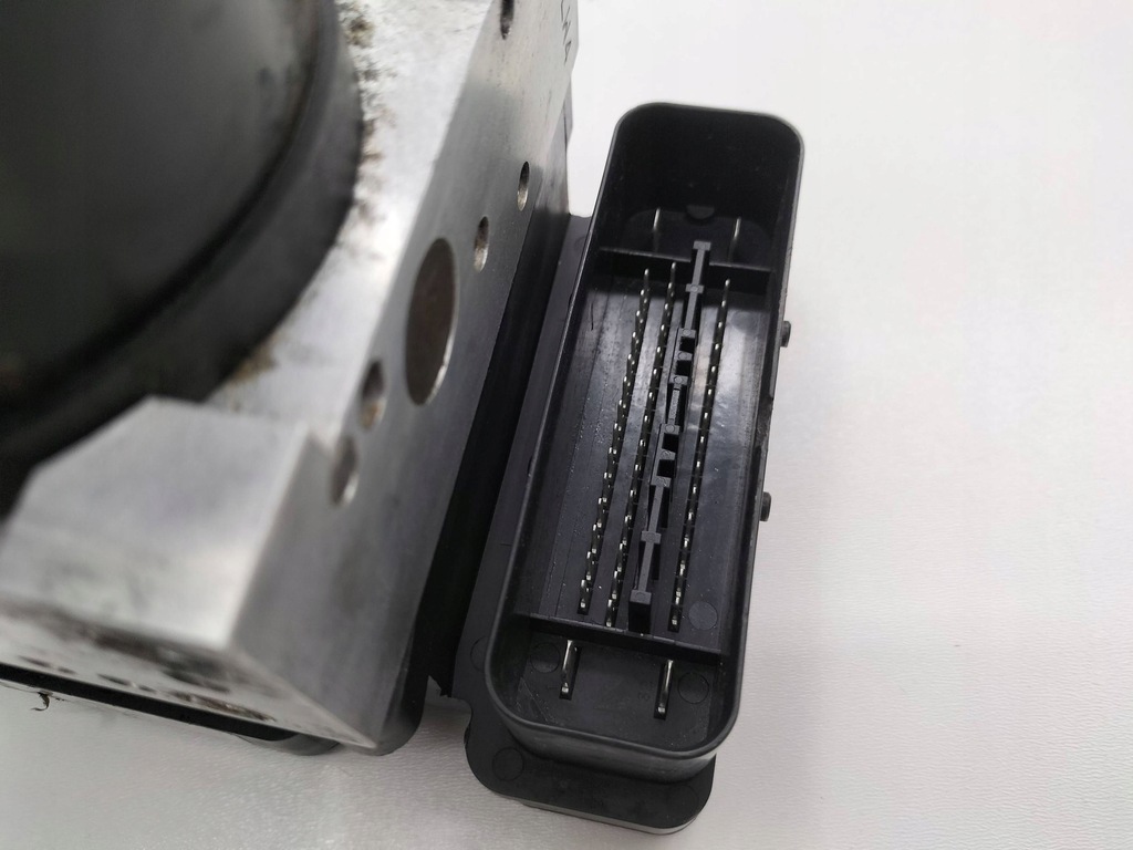 Hyundai Tucson και JM ABS Pump 58920-2E550 MANDO 5WY7611A Controller Product image