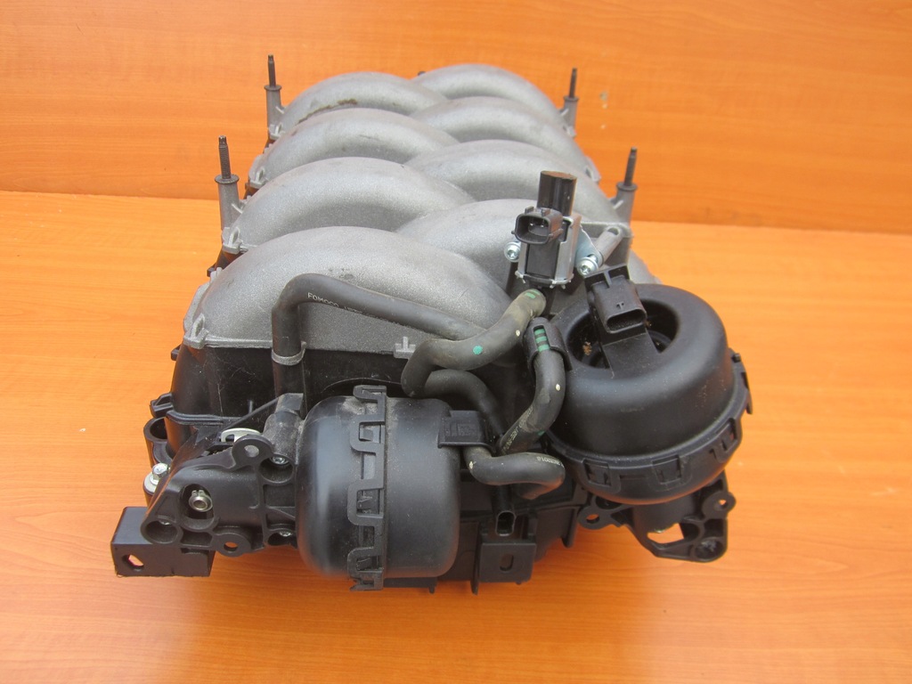 MUSTANG 5.0 GT MANIFOLD VACUUM VALVE JL3E-9J559-AA JR3E-9S455-CC Product image