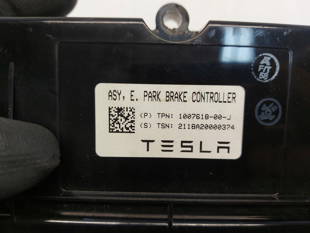 Μονάδα ελεγκτή χειρόφρενου Tesla Model S LIFT 1007618-00-j Product image