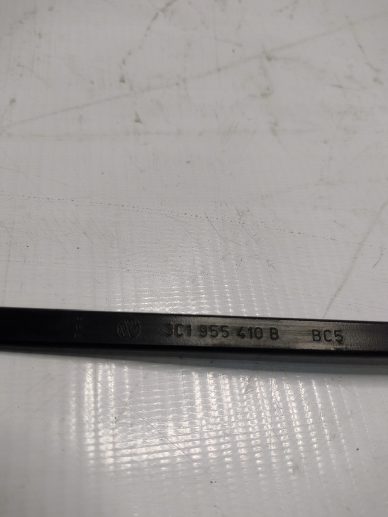 Δεξιός βραχίονας υαλοκαθαριστήρα Volkswagen Passat B6 3C1955410B Product image