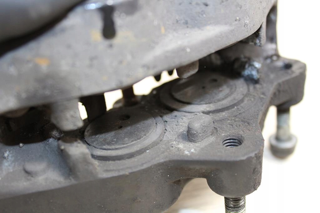 BMW R1200 S K29 Δαγκάνα ΦΡΕΝΟΥ ΜΠΡΟΣΤΑ ΑΡΙΣΤΕΡΑ Product image