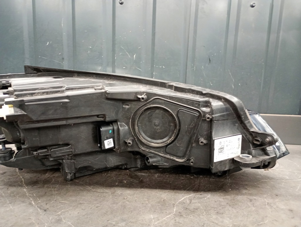 5G1941035L Αριστερά προβολέας VW Golf VII 17- HELLA Product image