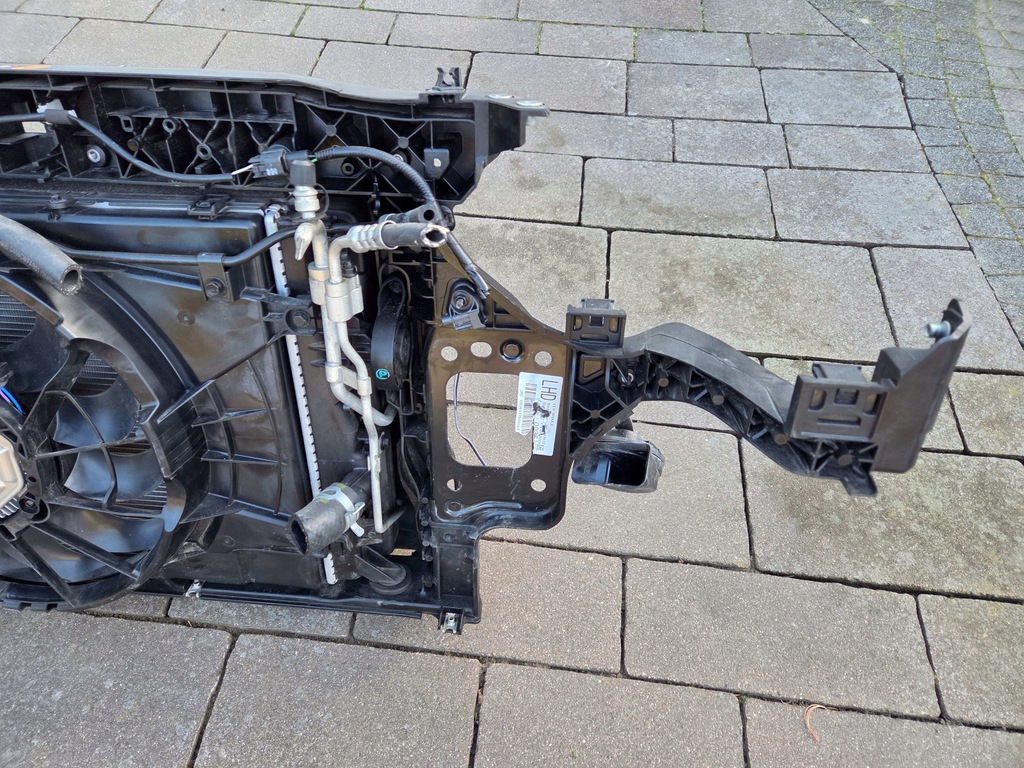 Kia XBEET 1,6 GDI HYBRYDA BETT FRONT SET των ψυγείων Fan 2020R Product image