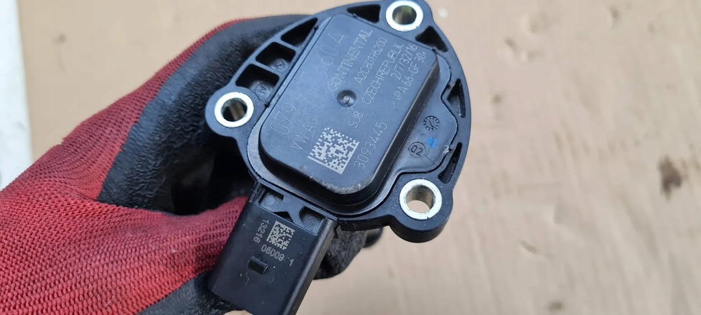 S6 C7 4G LIFT OIL LEVEL SENSOR 4.0 TFSI 079907660A A4 B9 8W A5 A6 A7 Product image