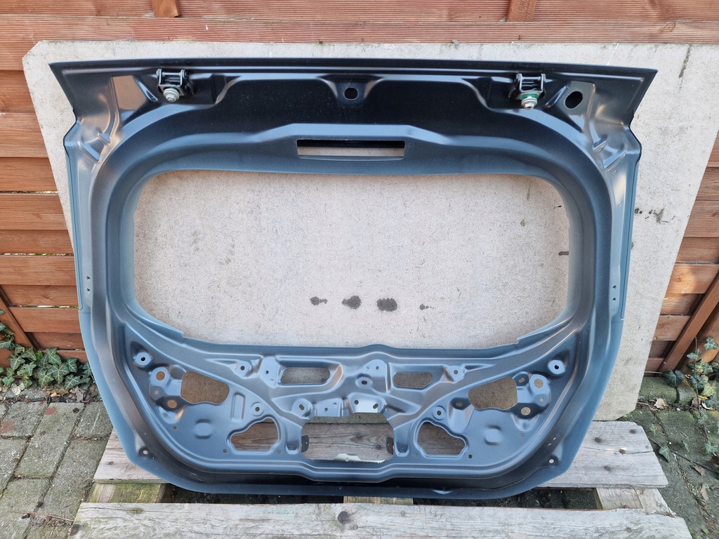 Το Toyota Aygo Secgage Flap καλύπτει 67005-0H030 Βαρσοβία-Κοο-Ζαννα Product image