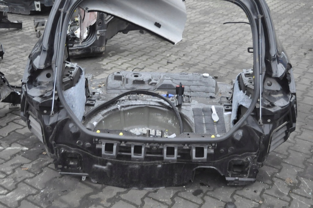 FORD FIESTA MK8 ΟΛΟΚΛΗΡΟ ΤΟ ΠΙΣΩ ΑΠΟ ΠΙΣΩ ΦΡΟΛΟ ΖΩΝΗΣ ΑΡΙΣΤΕΡΟ ΔΕΞΙ ΔΙΑΒΑΣΤΕ ΠΕΡΙΓΡΑΦΗ Product image