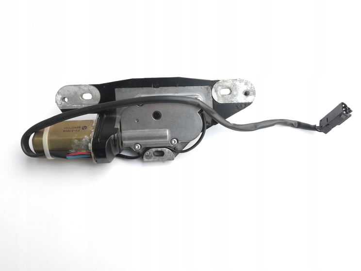 Κλειδαριά καπό πορτμπαγκάζ BMW E39 8362371 Product image