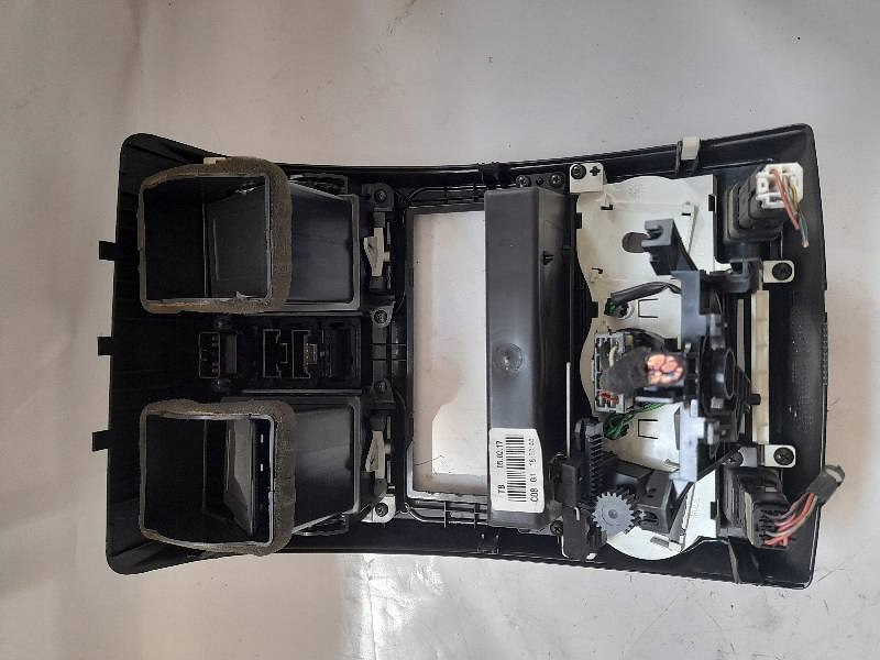 ΚΕΝΤΡΙΚΟ ΚΑΛΥΜΜΑ ΠΑΝΕΛ 84740-10050 HYUNDAI GETZ Product image