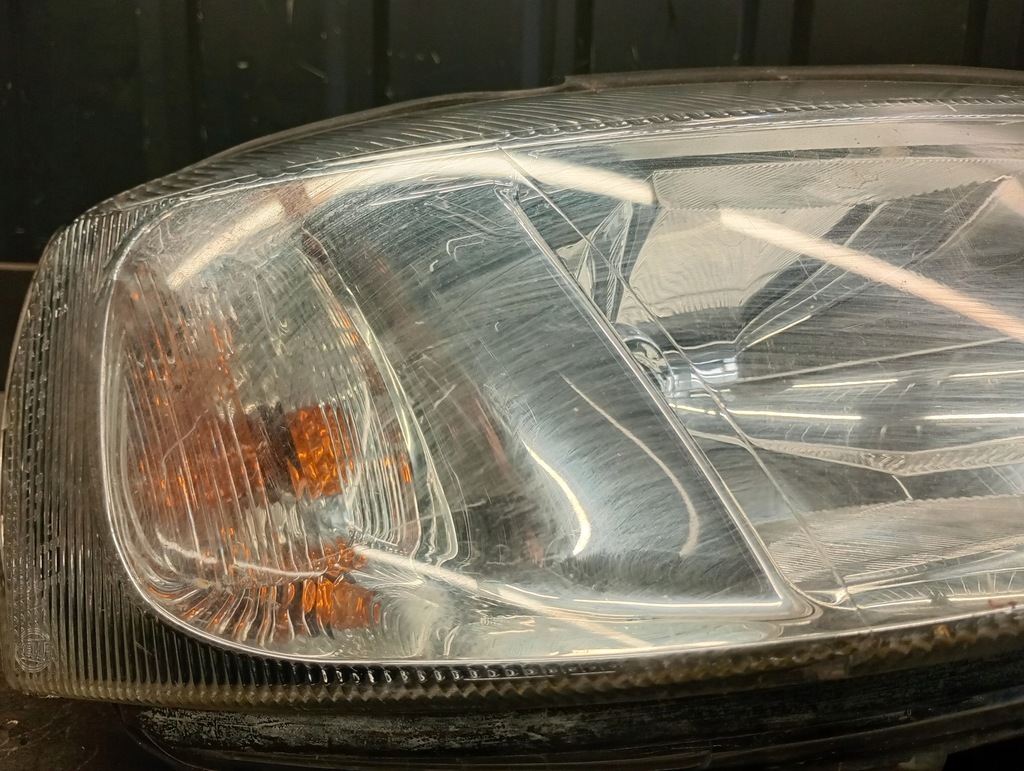 Δεξιά προβολέας Opel Astra II Hella Product image