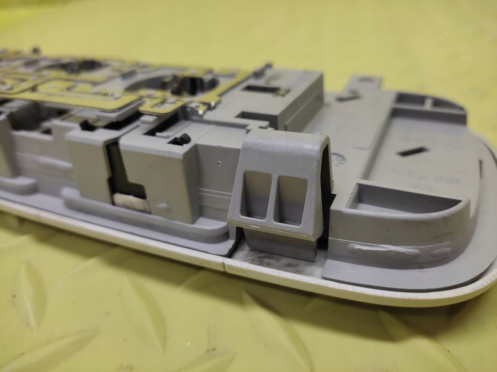 ΦΩΤΙΣΤΙΚΟ ΚΑΜΠΙΝΑΣ VW PASSAT CC 3C0947291E Product image