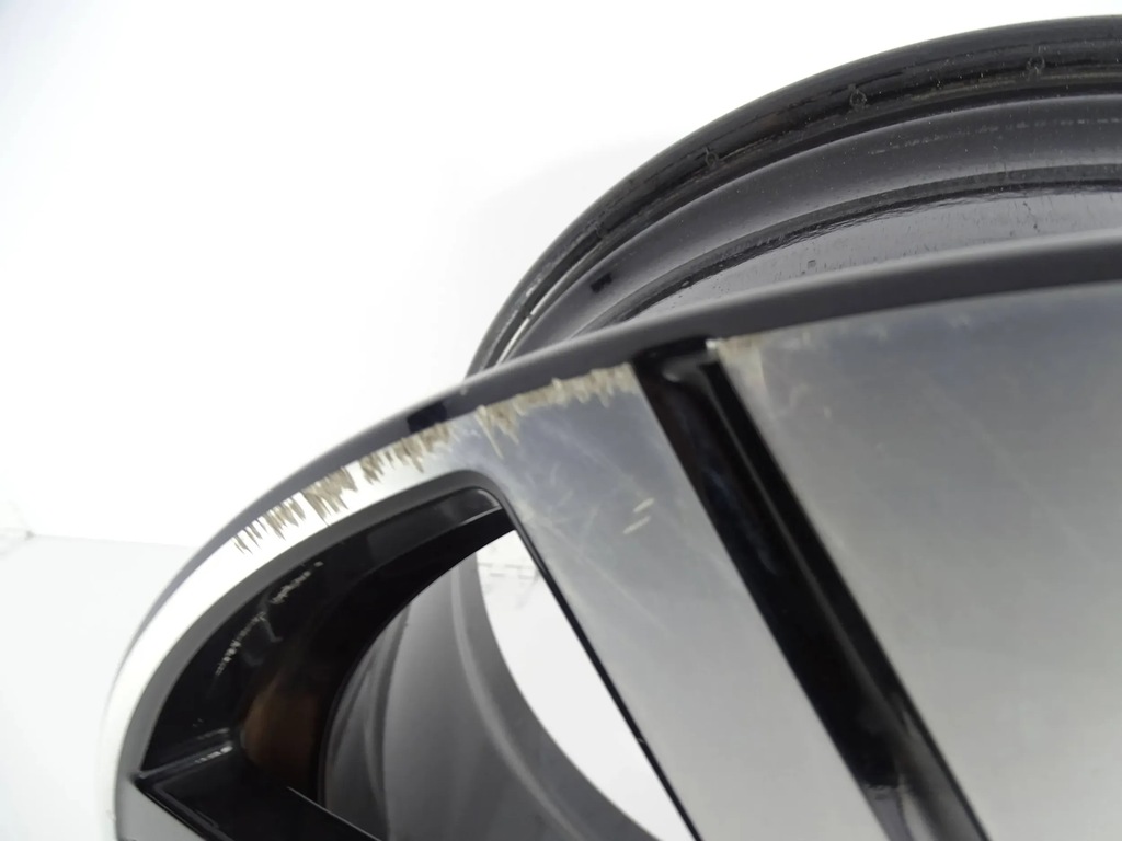 VOLVO RIM 7.5J x 19 H2 ET50.5 32243375 Product image
