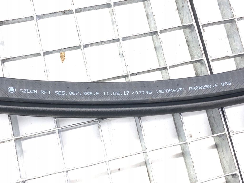 ΦΛΑΝΤΖΑ SKODA OCTAVIA III Hatchback 5E5867368F Product image