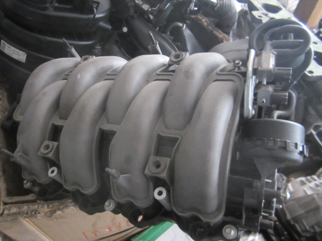 MUSTANG 5.0 GT MANIFOLD VACUUM VALVE JL3E-9J559-AA JR3E-9S455-CC Product image
