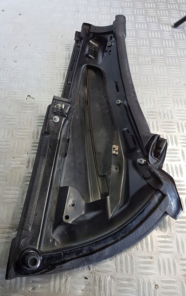 Mercedes SLK W171 PILLAR ΑΡΙΣΤΕΡΑ ΦΛΑΝΤΖΑ ΟΡΟΦΗΣ ΠΙΣΩ Product image