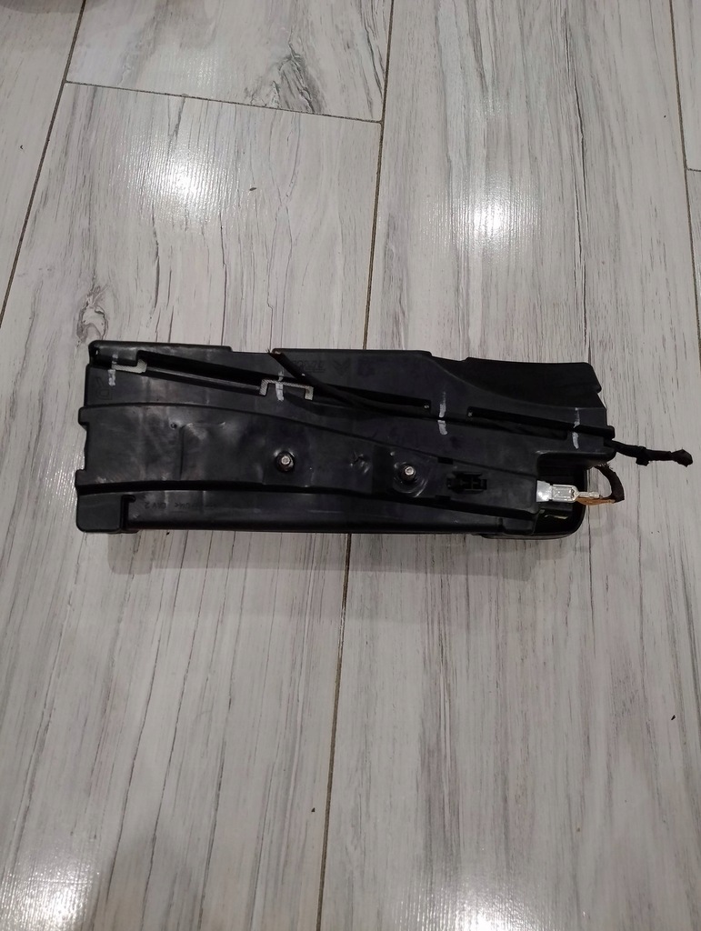 ΜΑΞΙΛΑΡΙ ΚΑΘΙΣΜΑΤΟΣ ΔΕΞΙ PEUGEOT 208 9802247980 Product image