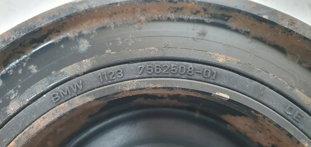 BMW E90 E87 SHAFT PULLEY 3.0 N52B30A 7562508 Product image