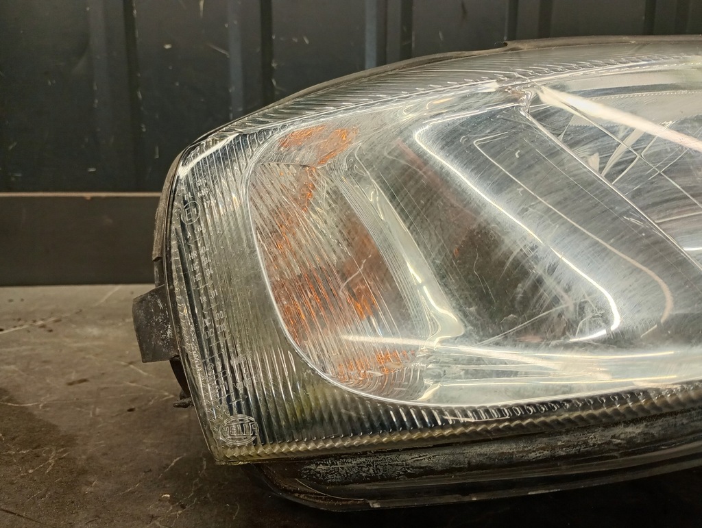 Δεξιά προβολέας Opel Astra II Hella Product image