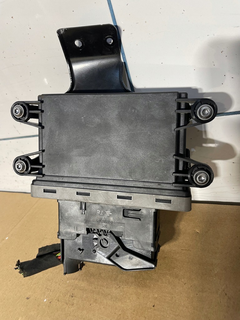 VOLVO XC90 II XC60 II ADBLUE CONTROLLER MODULE 32139932 Product image