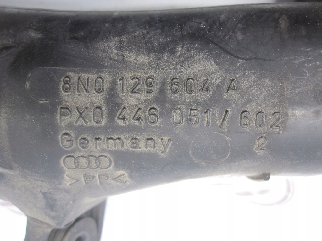 Audi TT και 04R Pipe Air Intake 8N0129604A Product image