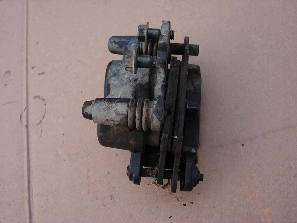 Δαγκάνα αριστερά εμπρός Kawasaki Kvf 650 Praire 03- Product image