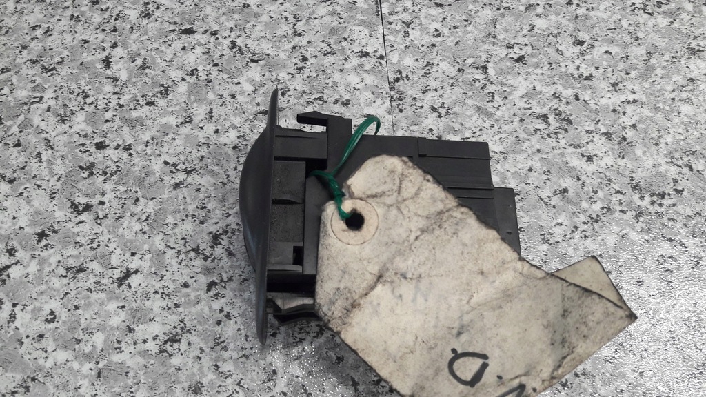 Διακόπτης MB962804 Mitsubishi Galant 93-96 Product image