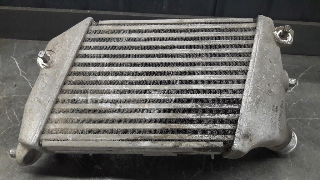 4E0145806F Intercooler Δεξιά Audi A8 D3 3.0 TDI Product image
