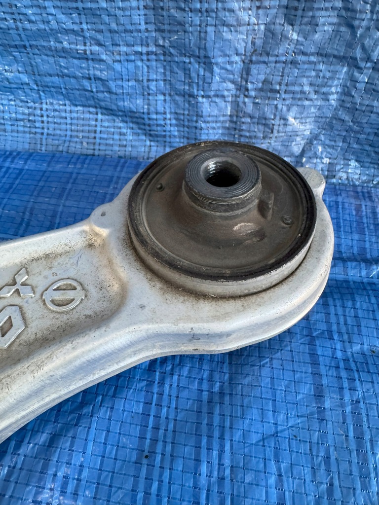 Αριστερά Swingarm Renault Austral 1.2 E-Tech Product image