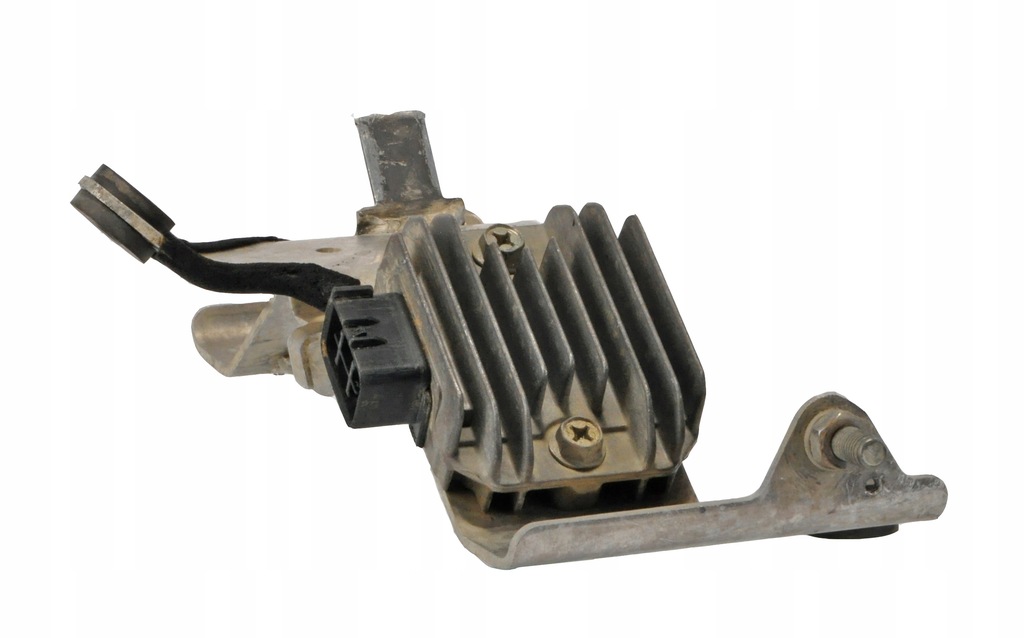 Suzuki LTR 450 06-09 Τετραγωνικός ρυθμιστής τάσης Product image