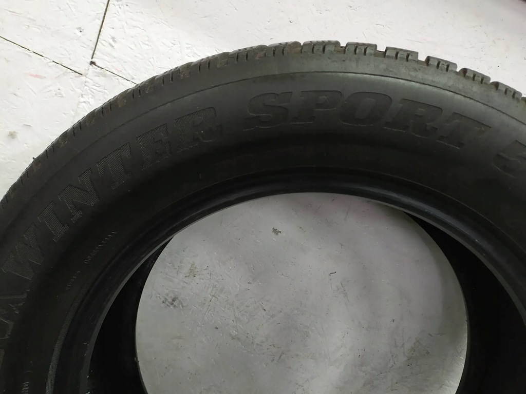 ΧΕΙΜΕΡΙΝΑ ΕΛΑΣΤΙΚΑ 205/60/16 DUNLOP WINTER SPORT 5 Product image