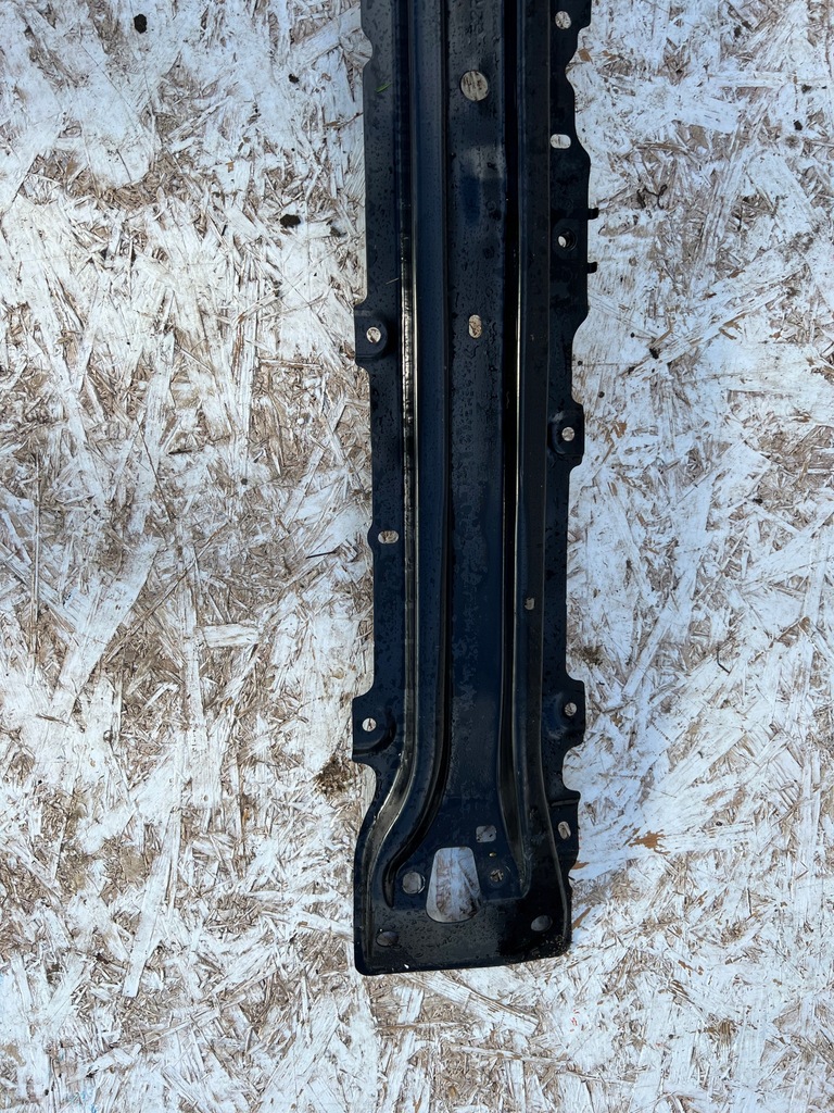 ΜΠΡΟΣΤΙΝΟ ΔΟΚΑΛΟ SUZUKI SWIFT MK8 LIFT 20- Product image