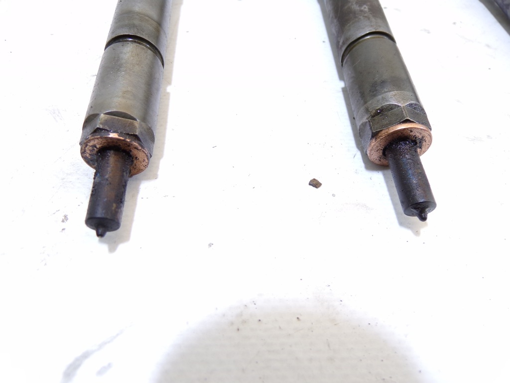 INJECTORS RENAULT 3.0 DCI 0445110168 Product image
