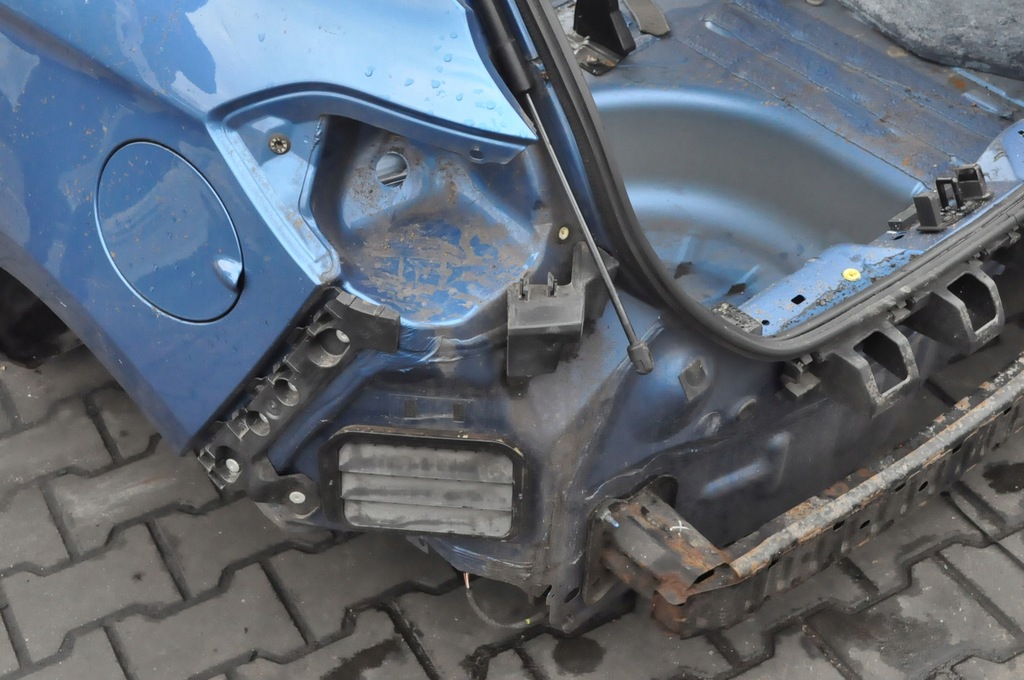 ΖΩΝΗ ΜΠΑΝΙΟΥ FORD FIESTA MK8 3D QARTER ΑΡΙΣΤΕΡΑ ΔΕΞΙ ΠΙΣΩ ΟΛΟΚΛΗΡΟ Product image