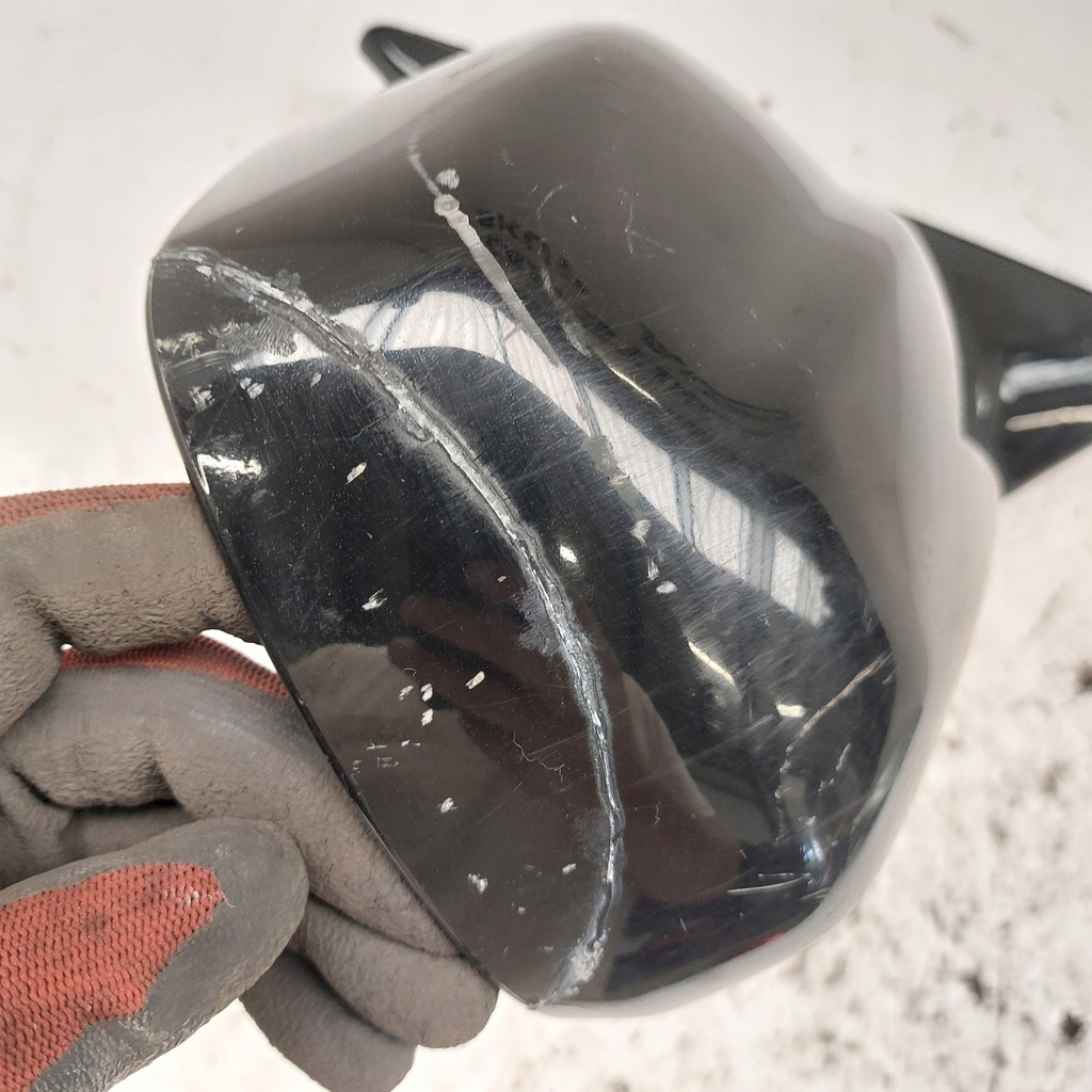 HYUNDAI TERRACAN ΚΑΘΡΕΦΤΗΣ ΔΕΞΙΟΣ 5 ΑΚΙΔΩΝ ΜΑΥΡΟΣ 012155 Product image