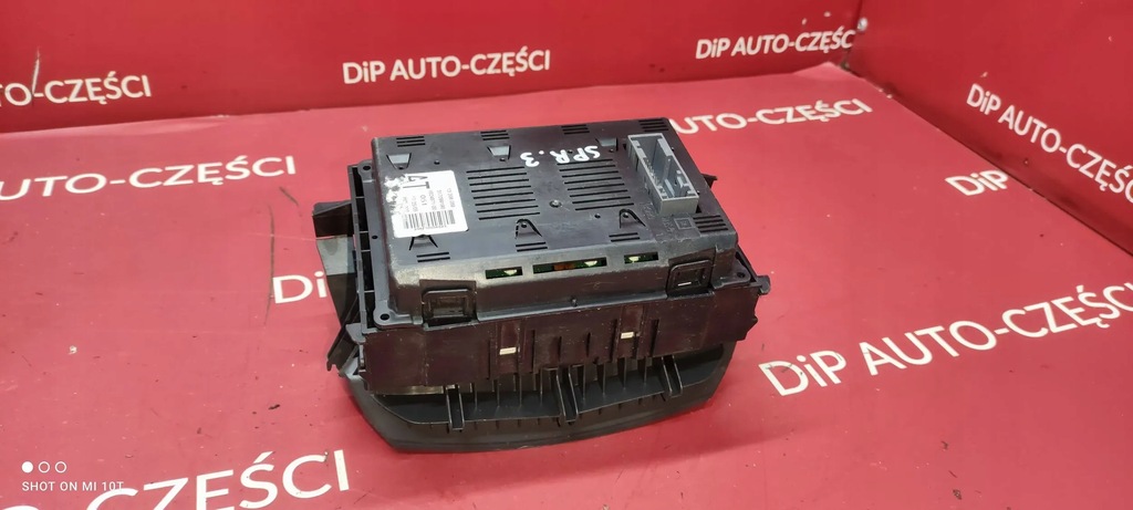 Οθόνη οθόνης U100 Opel Zafira B 13208089 Product image